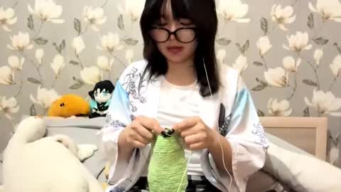 Snapshot of lunaraus chatting on October 12, 7:27 pm Yuna online show from October 12, 7:27 pm