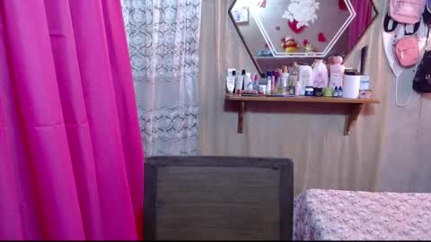 Luna online show from February 3, 8:02 pm