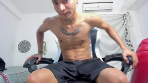 lunay_bigcock420 online show from November 24, 3:38 am