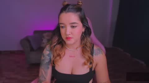 Snapshot of lunna_roosee chatting on September 22, 4:38 am LUNA ROSE online show from September 22, 4:38 am