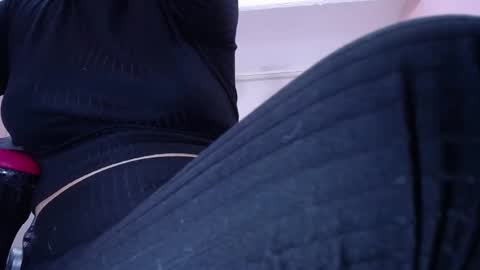 Katty   what ever do you want on my pv is for extra tokens minimi 250 tks ty u for understand online show from March 3, 10:17 am