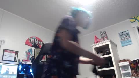 Lunobbione online show from December 2, 3:49 am