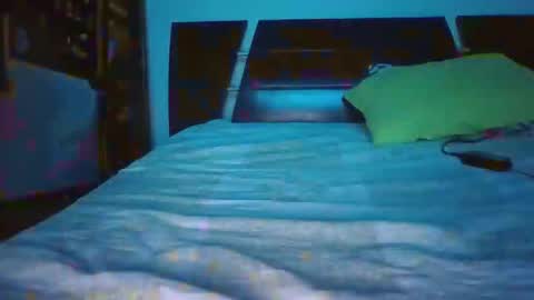 Snapshot of lupitavega_ chatting on September 23, 2:05 am Lupita online show from September 23, 2:05 am