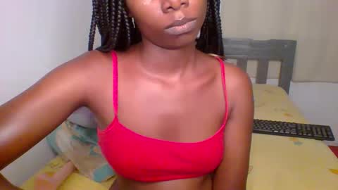 luscious online show from April 14, 9:45 am