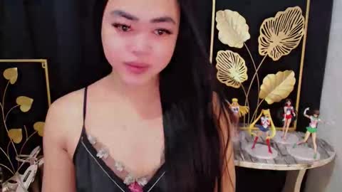 Trina online show from April 15, 7:01 am