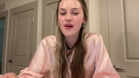 Aimee online show from February 2, 2:31 am