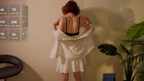 Snapshot of luvenianitschke chatting on September 26, 7:38 am Sasha online show from September 26, 7:38 am