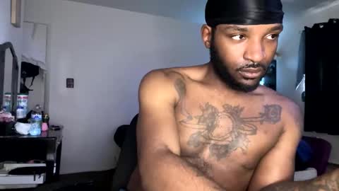 luverboi online show from January 29, 9:07 pm