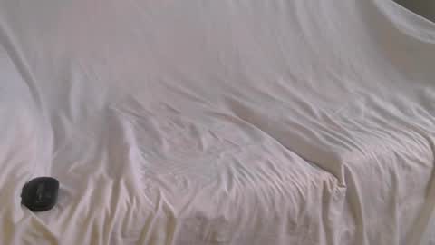 M Jordan online show from April 18, 6:54 pm