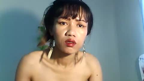 Bee Bee online show from October 18, 5:44 am