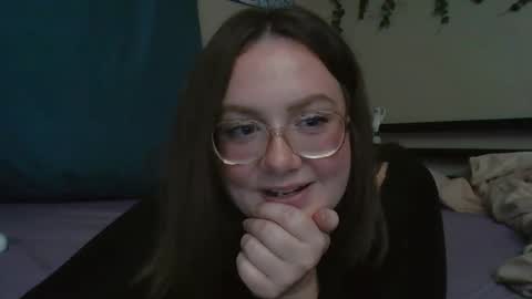 Snapshot of lux_anne chatting on October 9, 3:23 am Lux anne online show from October 9, 3:23 am
