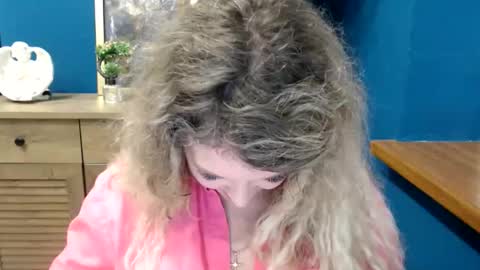 Donna online show from May 26, 7:47 am