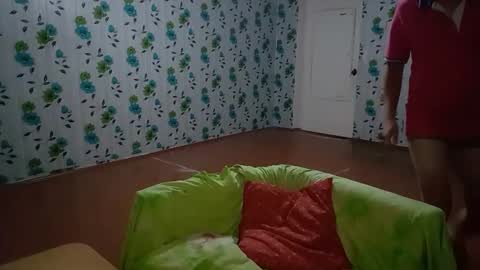 Snapshot of luxeboy_ chatting on September 27, 8:28 pm Mike online show from September 27, 8:28 pm