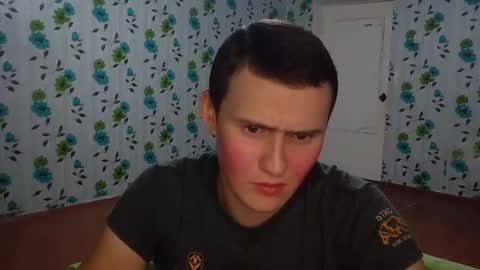 Snapshot of luxeboy_ chatting on October 10, 7:19 pm Mike online show from October 10, 7:19 pm