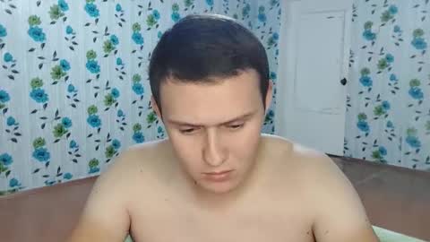 Snapshot of luxeboy_ chatting on October 17, 6:34 pm Mike online show from October 17, 6:34 pm