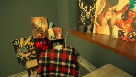 Katie online show from March 16, 1:26 pm