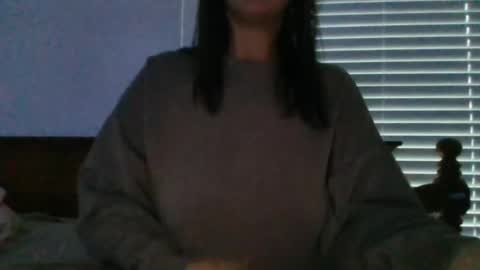 luxiesoles online show from July 7, 11:41 pm