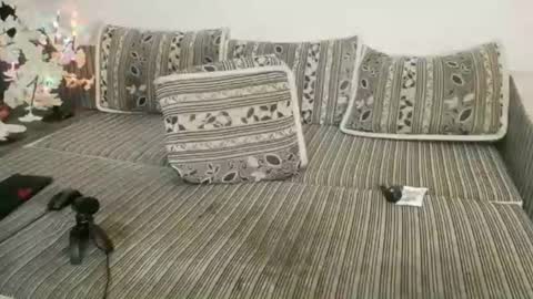 LuxMelys online show from December 4, 6:11 pm