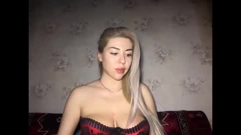 LuxSonyaStar online show from February 14, 8:11 pm