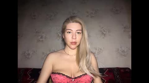 LuxSonyaStar online show from May 15, 12:35 pm