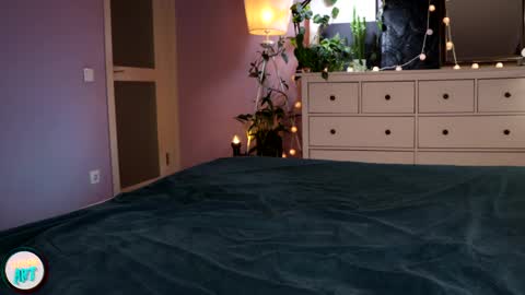 LuxureArt online show from February 17, 10:49 pm