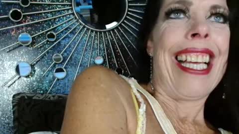 Lux for your fun online show from April 1, 1:39 am