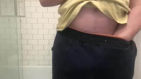 lvguynextdoor440656 online show from March 22, 11:42 pm