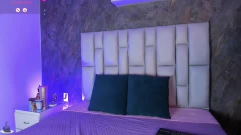 lya online show from April 14, 2:48 am