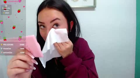 Snapshot of lya_levine chatting on February 26, 10:47 pm Lya online show from February 26, 10:47 pm