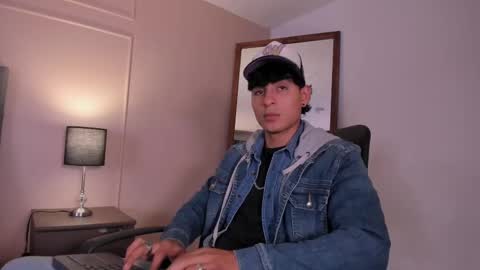 Lyan online show from September 19, 8:23 pm