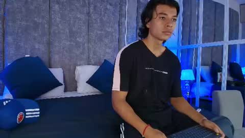 Lycan online show from June 21, 11:49 am