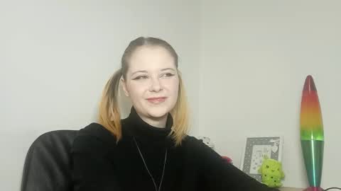 Lydia online show from October 2, 6:28 pm