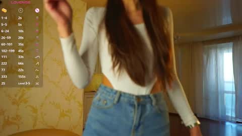 hi im Lyle online show from March 17, 3:55 am