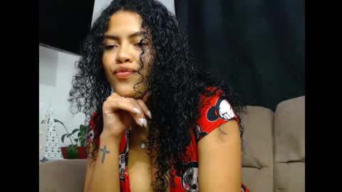 lylii_evans online show from September 22, 12:59 am