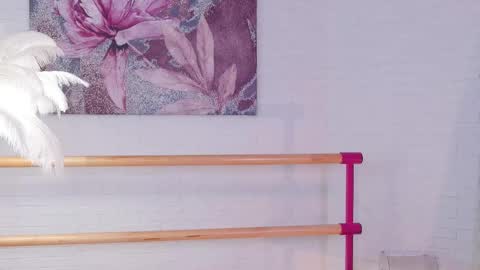 Lyly   online show from March 5, 12:00 pm