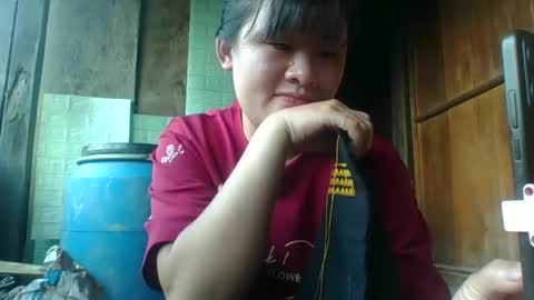 Snapshot of lylymai chatting on October 13, 9:00 am lylymai online show from October 13, 9:00 am