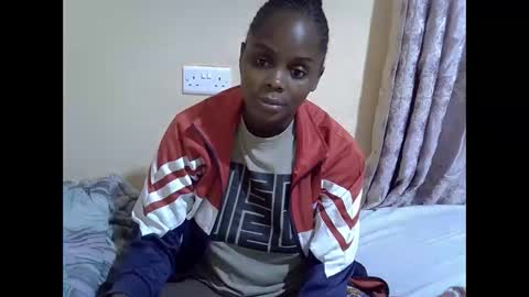 Snapshot of lyn_anna chatting on October 5, 10:01 am lyn_anna online show from October 5, 10:01 am