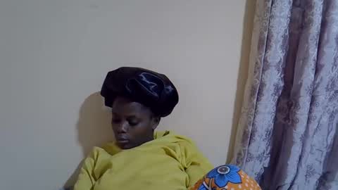 Snapshot of lyn_anna chatting on October 1, 4:55 am lyn_anna online show from October 1, 4:55 am