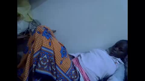 lyn_anna online show from February 7, 4:04 am