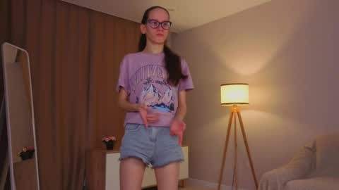 Sara online show from March 23, 4:34 pm