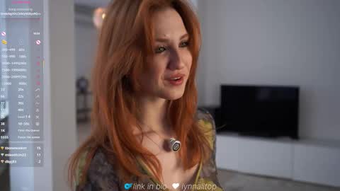 Snapshot of lynnalltop chatting on October 1, 4:22 am Natasha online show from October 1, 4:22 am
