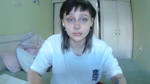 Kira online show from September 23, 10:31 am