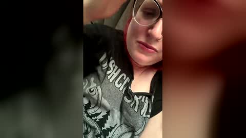 Lynne online show from January 10, 6:41 am