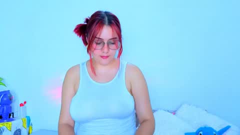 Lyra Carter online show from May 24, 5:25 am