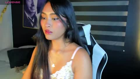Snapshot of lyralux10 chatting on September 14, 4:59 am lyralux10 online show from September 14, 4:59 am