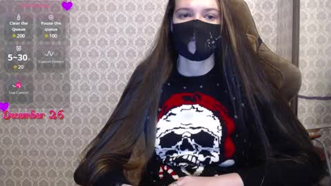 Snapshot of m00n8kiki chatting on December 26, 5:04 am Ksu online show from December 26, 5:04 am