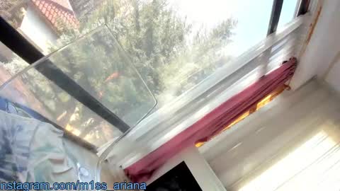 Ariana online show from February 9, 11:25 am