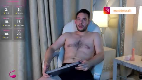 Snapshot of maatt_de_luca chatting on October 27, 6:41 pm Matt De Luca online show from October 27, 6:41 pm