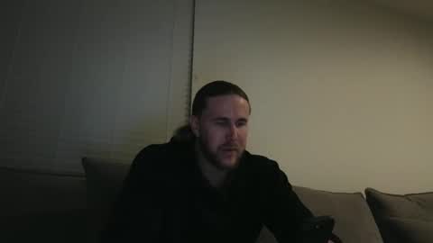 Snapshot of mac_drew chatting on February 18, 6:15 am mac_drew online show from February 18, 6:15 am