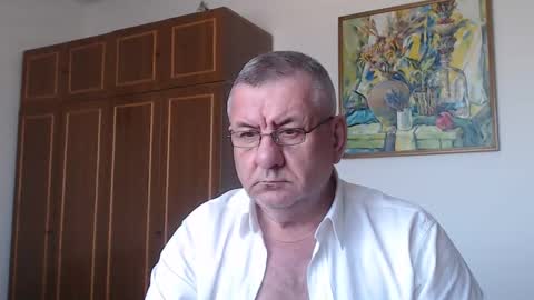 Macho online show from April 4, 2:02 pm